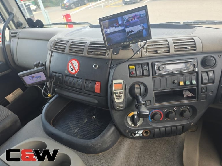 2013(63) DAF FAR CF 75.310 (2018) HMF1520 Crane – 292,000Kms