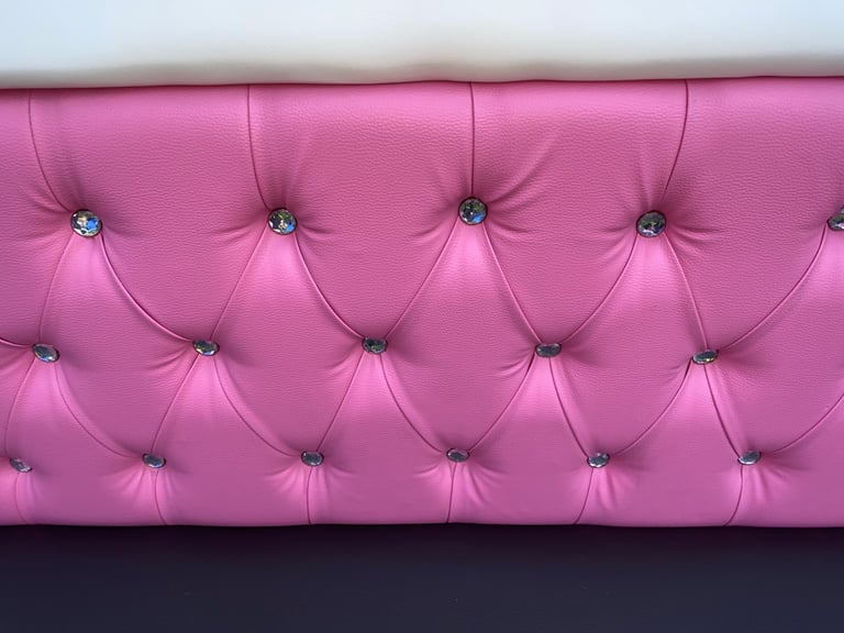 X 4 ,ICE CREAM/ MILKSHAKE PARLOUR SOFAS 185 Cm Length ,GOOD USED CONDITION ,LOCAL DELIVERY