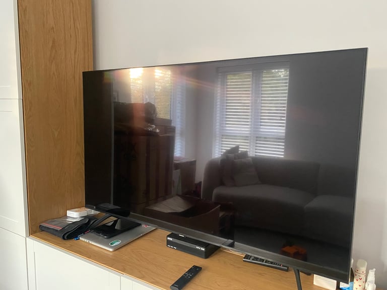 image for Samsung 55 Inch UE55CU7100KXXU Smart 4K UHD HDR LED TV