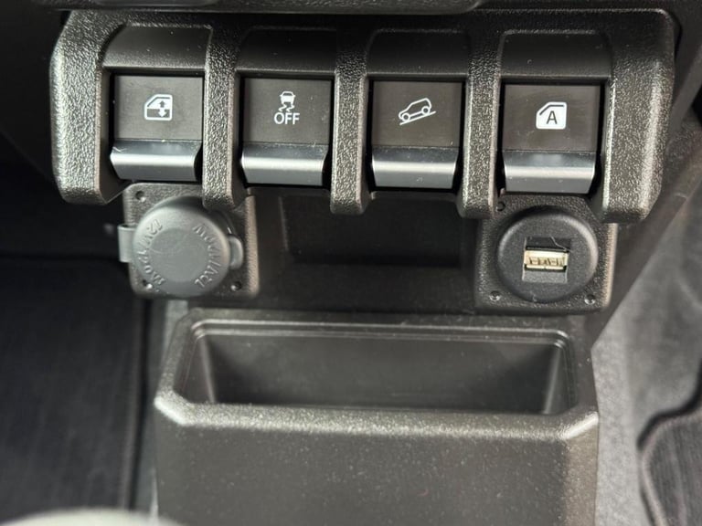  Suzuki Jimny 1.5 ALLGRIP Commercial 4WD Petrol