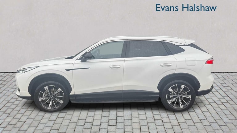  MG MG HS 1.5 T-GDI PHEV Trophy 5dr Auto Hatchback Plug-In Hy Automatic