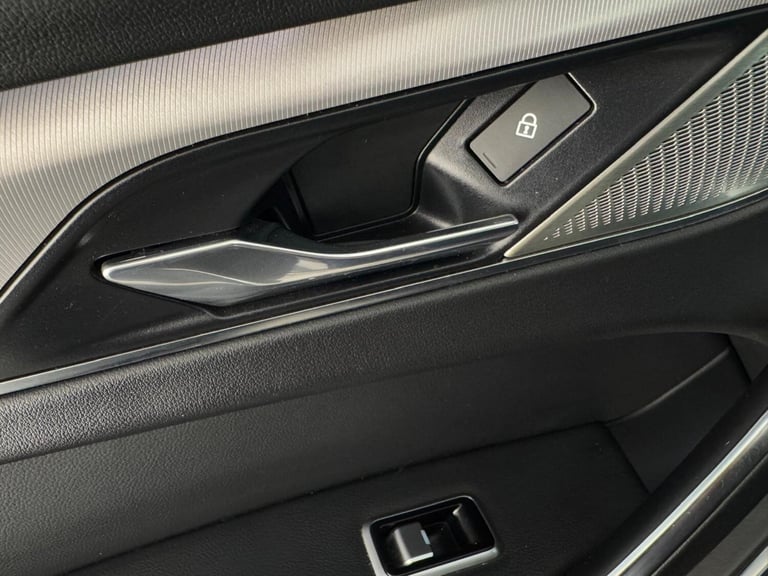 2022 Jaguar F-Pace 2.0 P250i R-Dynamic S Auto AWD Euro 6 (s/s) 5dr ESTATE Petrol Automatic