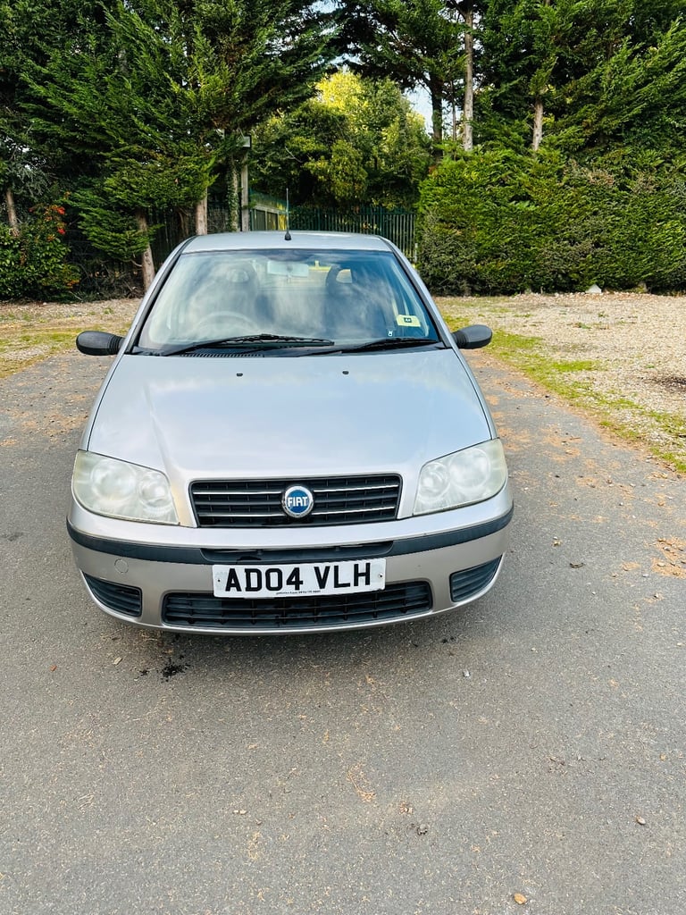 Fiat, PUNTO, Hatchback, 2004, Manual, 1242 (cc), 5 doors