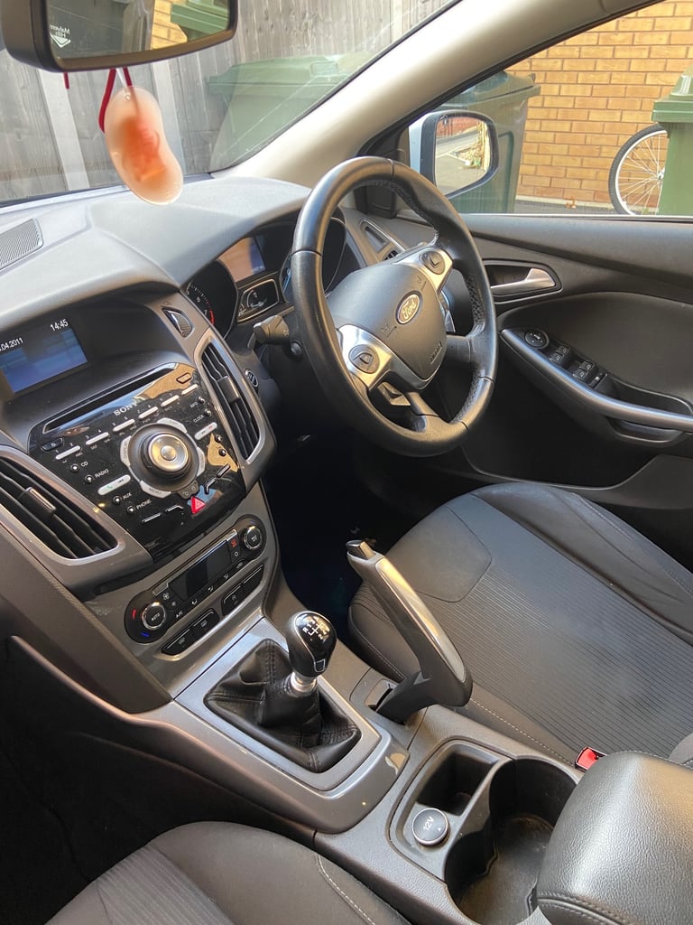 Ford, FOCUS, Hatchback, 2011, Manual, 1596 (cc), 5 doors
