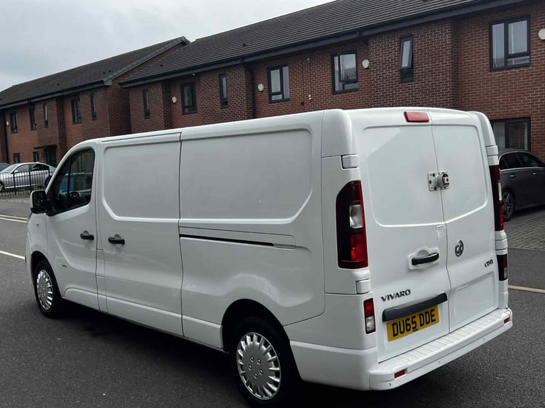 Vauxhall, VIVARO, Panel Van, 2015, Manual, 1598 (cc)