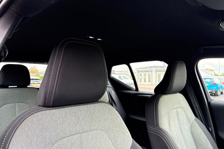 2023 Volvo XC40 2.0 B3 MHEV Plus DCT Auto Euro 6 (s/s) 5dr SUV PETROL Automatic