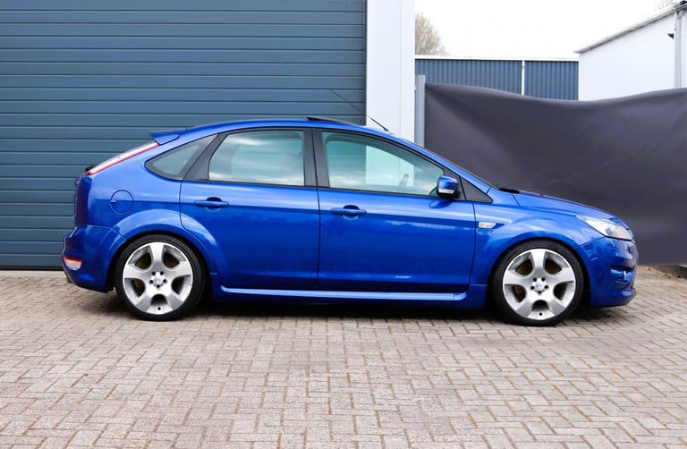 IMMACULATE 18" FORD ALLOYS 5x108 WHEELS