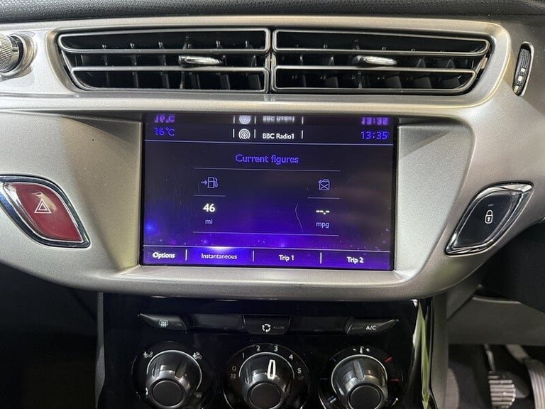 2017 DS Automobiles DS 3 1.2 PureTech Chic Hatchback 3dr Petrol Manual Euro 6 (82 ps) Hatchback P...