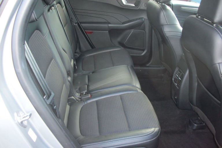  Ford Kuga TITANIUM ED 1.5 EBLUE AUTO Diesel