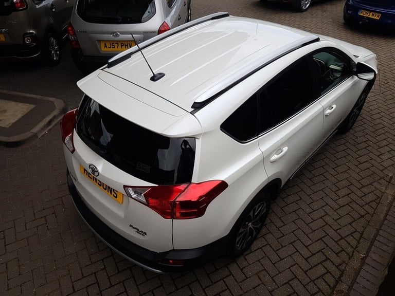 Toyota RAV4 D-4D INVINCIBLE AWD