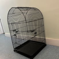Large Bird / Parrot Cage with legs, wheels and shelf. 