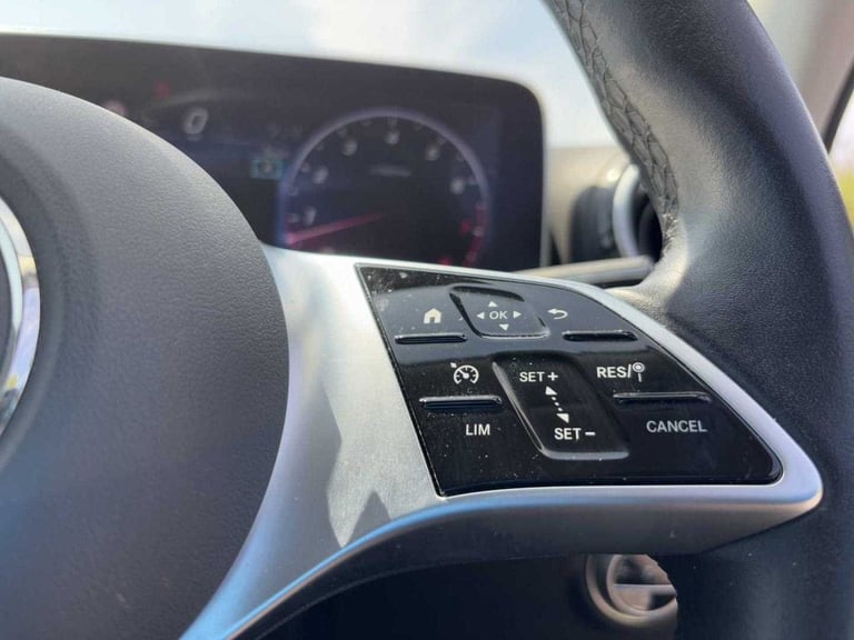 2022 Mercedes-Benz C Class C200 Sport 4dr 9G-Tronic Saloon Petrol Automatic