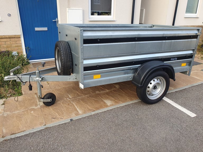 Martz Trailer with extended sides and cover 