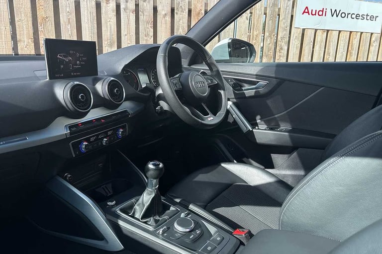 2023 Audi Q2 35 TFSI S Line 5dr SUV PETROL Manual