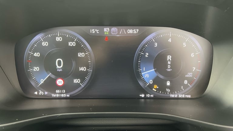 2020 Volvo XC40 Inscription Pro, B4 AWD mild hybrid Estate Petrol Automatic