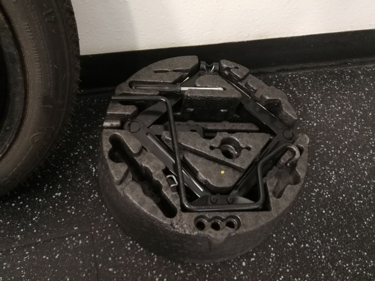 VAUXHALL ASTRA H SPACE SAVER 16" SPARE WHEEL & JACKING KIT