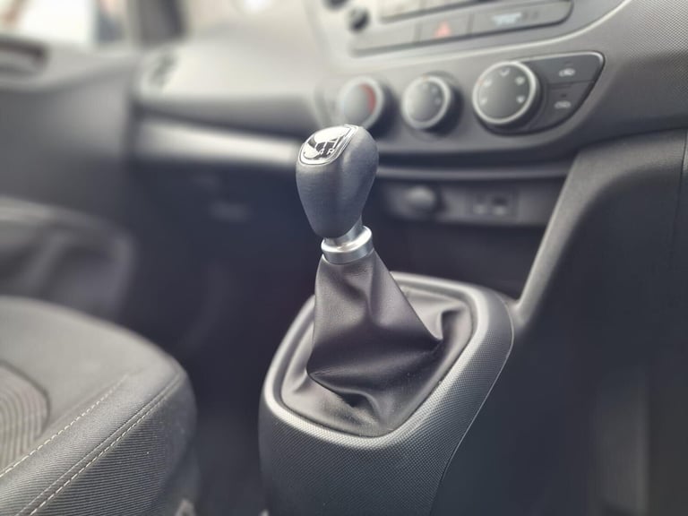 2019 Hyundai i10 1.0 SE 5dr HATCHBACK PETROL Manual