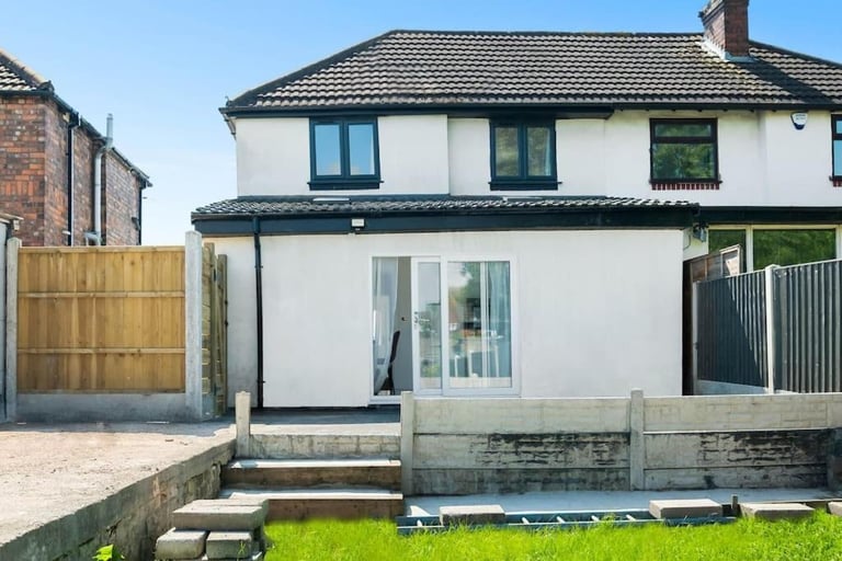 Beautiful Property in Bilston