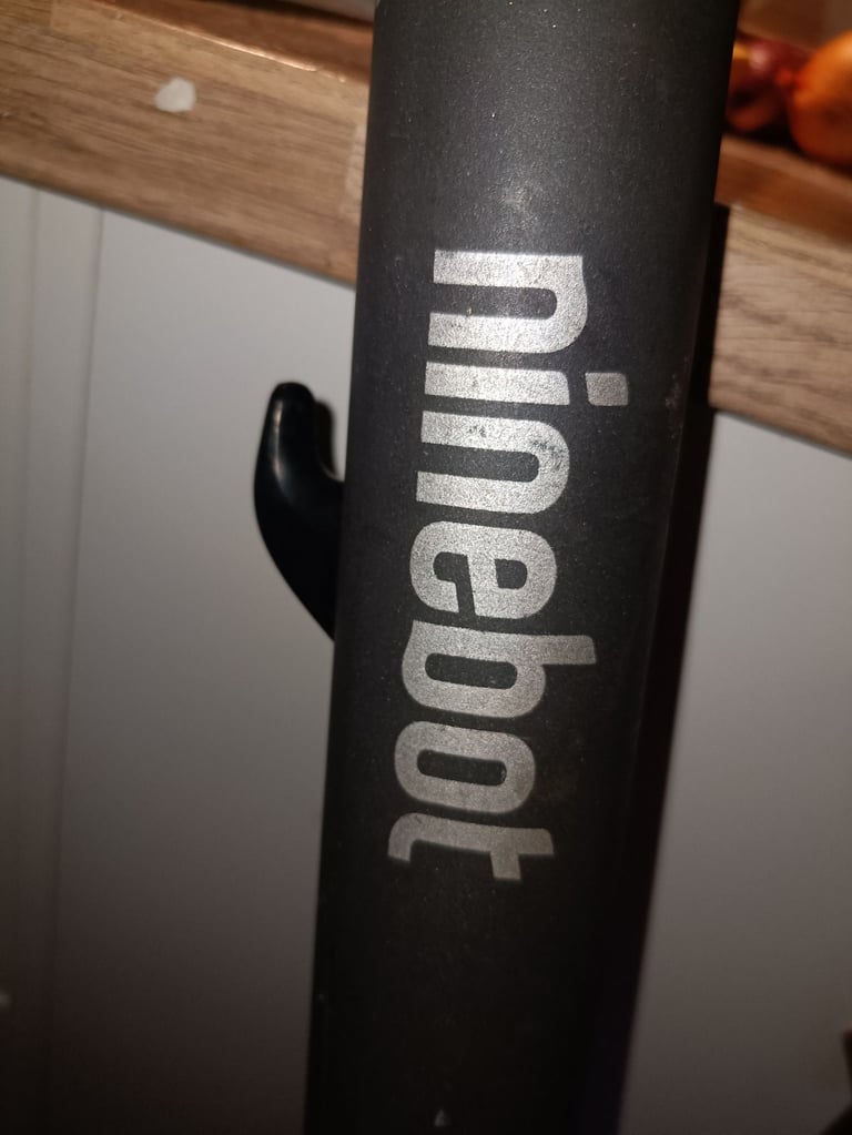 SEGWAY NINEBOOT ELECTRIC SCOOTER FOR ADULT - DELIVERY