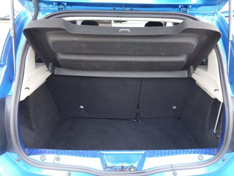2014 Dacia Sandero Stepway 1.5 dCi Laureate 5dr HATCHBACK Diesel Manual
