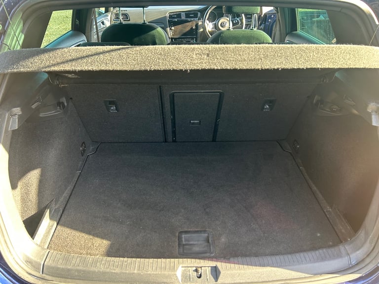 Volkswagen, GOLF, Hatchback, 2017, Manual, 1968 (cc), 5 doors