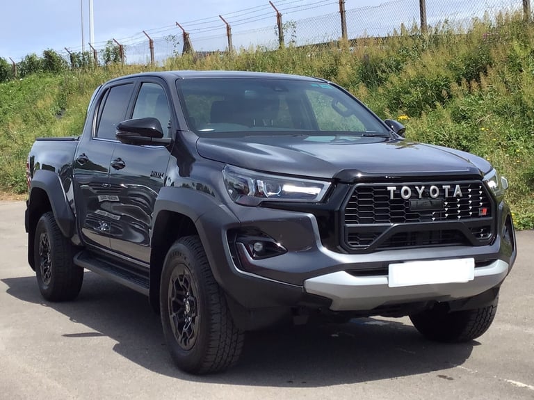 image for 2025 Toyota Hilux 2.8 D-4D GR SPORT II Pickup Double Cab 4dr Diesel Auto 4WD