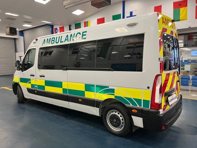 2017 Renault Master 35 2.3DCI 130PS LWB 6 SEAT DISABLED ACCESS MINIBUS C/W ACCESS RAMP (EURO 6) P...