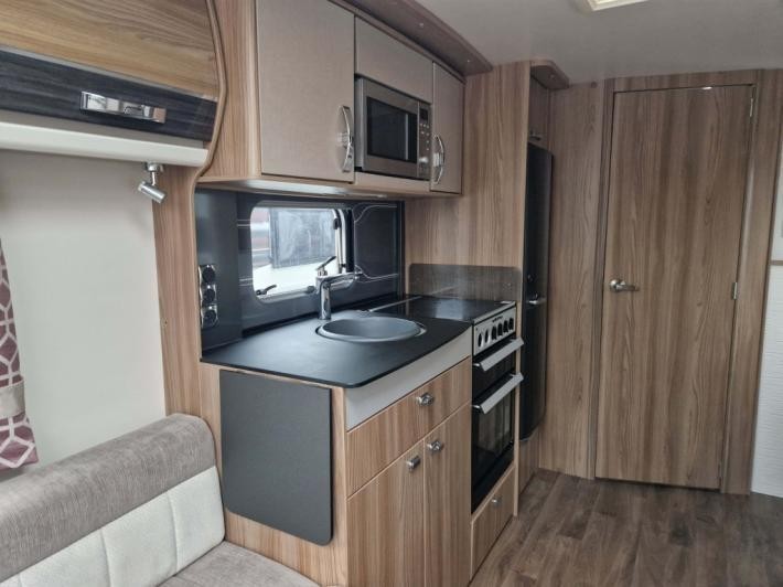 2018 Swift Conqueror 480 Used Caravan