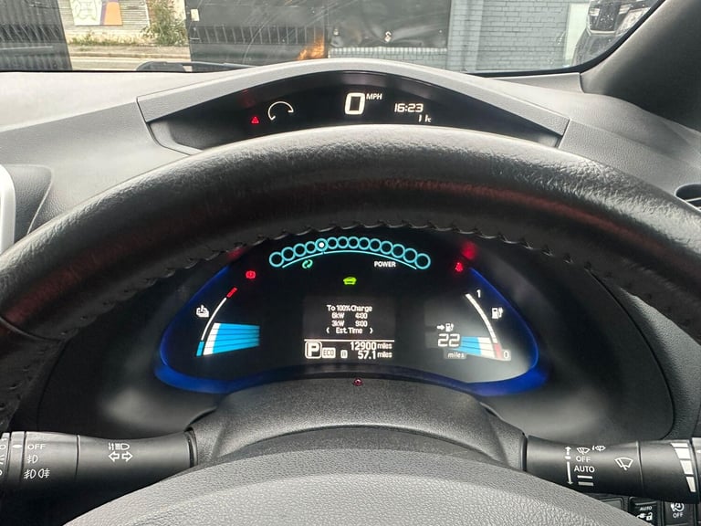 2017 Nissan Leaf 80kW Tekna 24kWh 5dr Auto HATCHBACK ELECTRIC Automatic