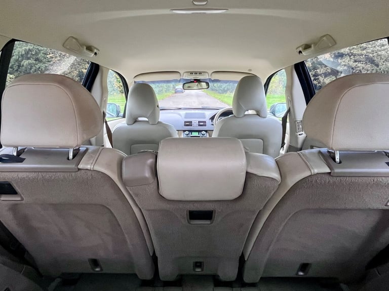 2011 Volvo XC90 2.4 D5 SE SUV 5dr Diesel Geartronic AWD (219 g/km  200 bhp)