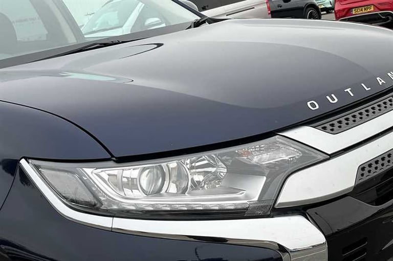 2020 Mitsubishi Outlander 2.0 MIVEC Design SUV 5dr Petrol CVT 4WD Euro 6 (s/s) (150 ps) SUV Petro...