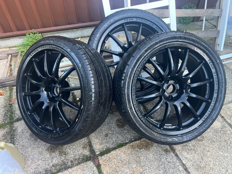 Sports Tyre and Rim 18”