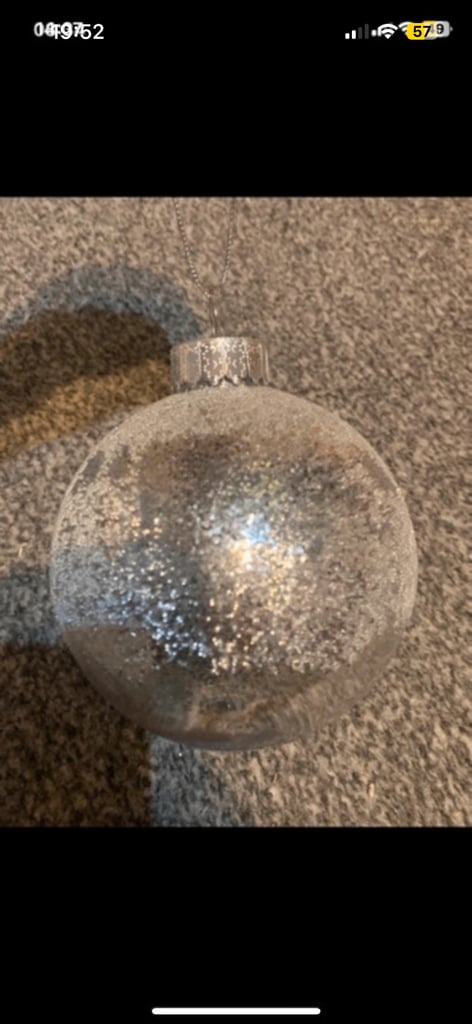 NEW SET OF 4 LARGE SILVER GLITTER CHRISTMAS TREE BAUBLES