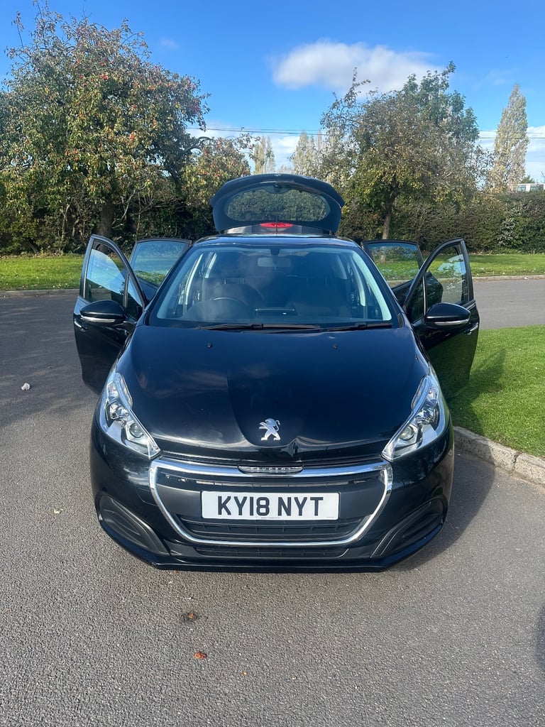 Driving instructor car 2018 Peugeot 208 1.2