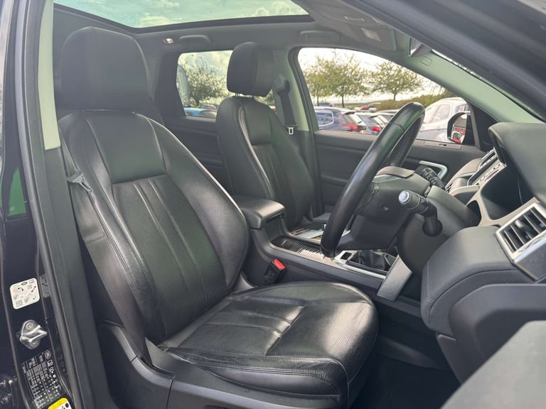 2017 Land Rover Discovery Sport 2.0 Discovery Sport HSE TD4 4WD 5dr SUV Diesel Manual