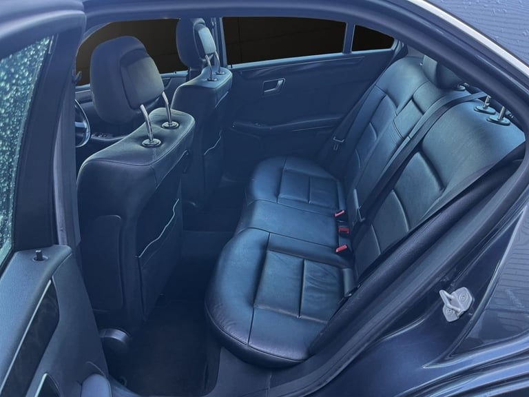 2011 Mercedes-Benz E Class 3.0 E350 CDI V6 BlueEfficiency Avantgarde Edition 125 Saloon 4dr Diese...