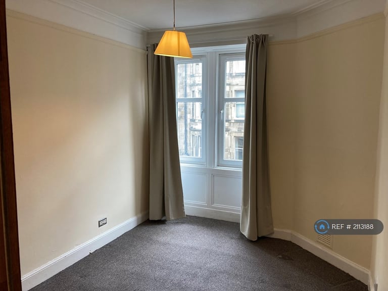 2 bedroom flat in Temple Park Crescent, Edinburgh, EH11 (2 bed