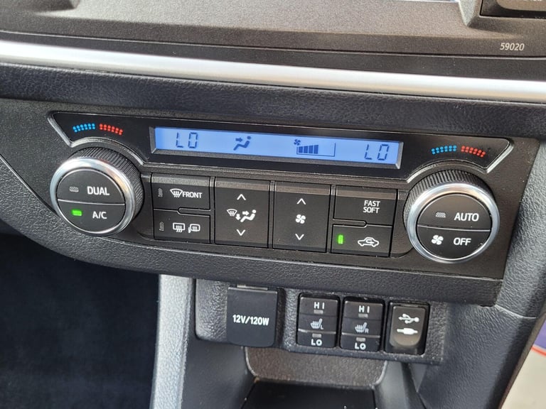 2014 Toyota Auris 1.6 V-Matic Excel Touring Sports Euro 5 5dr ESTATE Petrol Manual