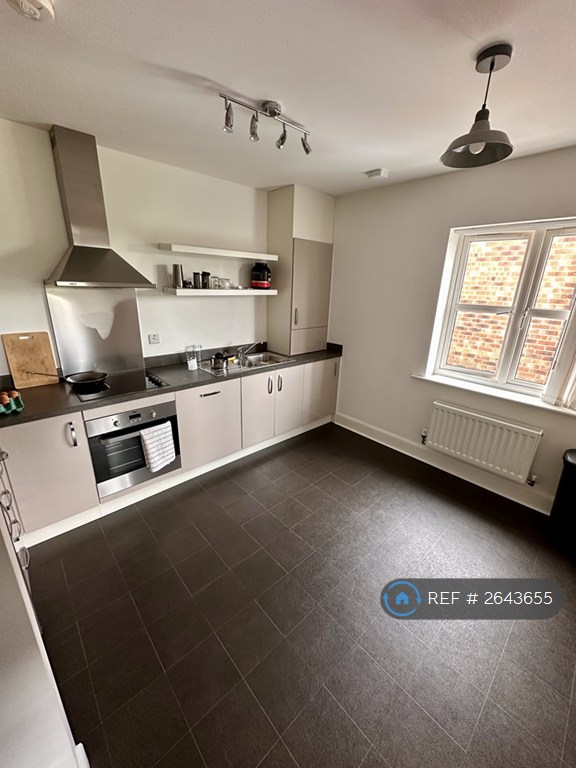 2 bedroom flat in Scampston Drive, East Ardsley, Wakefield, WF3 (2 bed) (#2643655)