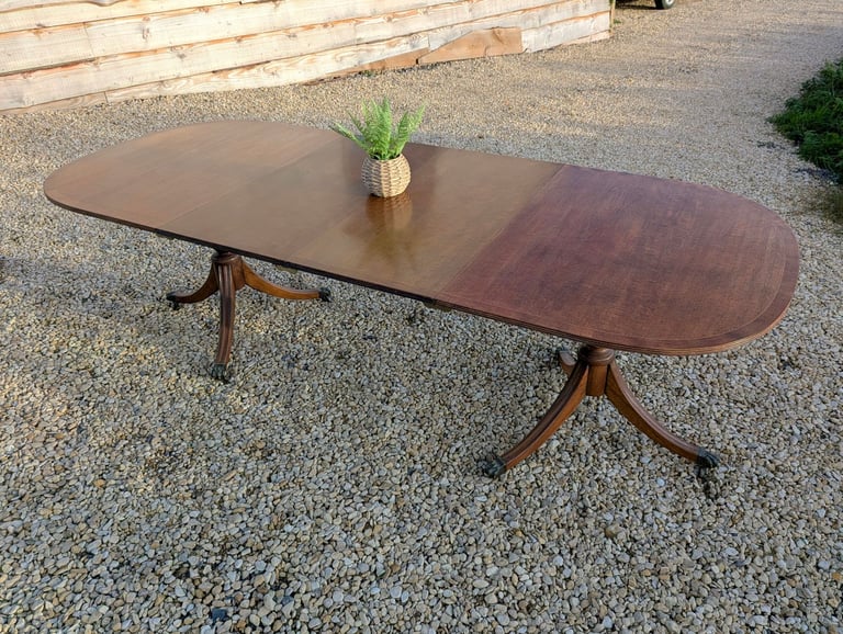 Regency Style Mahogany Extending Dining Table Almost 8 FT Long 10 Seater