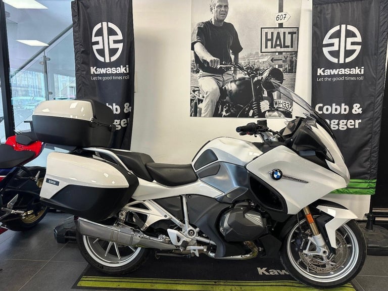 BMW R1250 RT LE-SERVICE HISTORY-TOP BOX