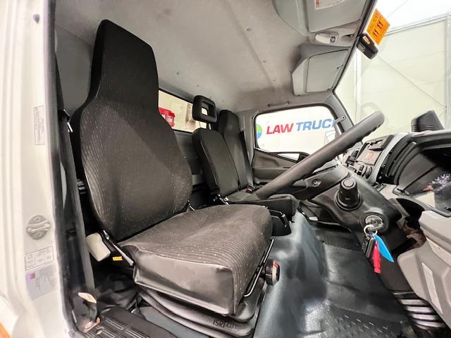 Mitsubishi Fuso Canter 7C18 Day Cab Box Van  