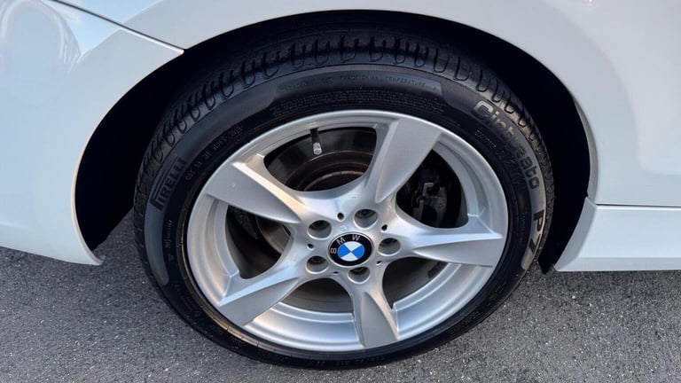 BMW 1 SERIES 2.0 118d Sport Euro 5 (s/s) 2dr 2011