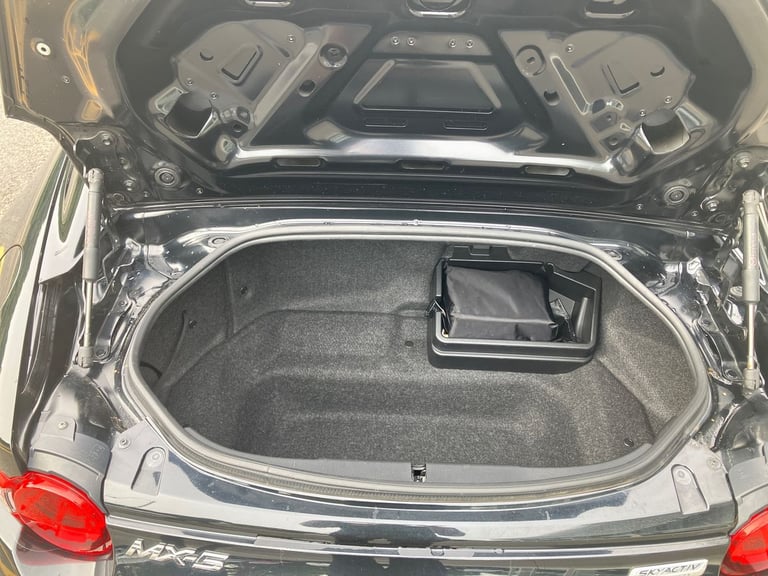 2019 Mazda MX-5 2.0 [184] SE-L Nav+ 2dr Convertible PETROL Manual