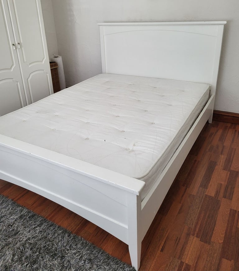 image for Kingsize bed king size & mattress 