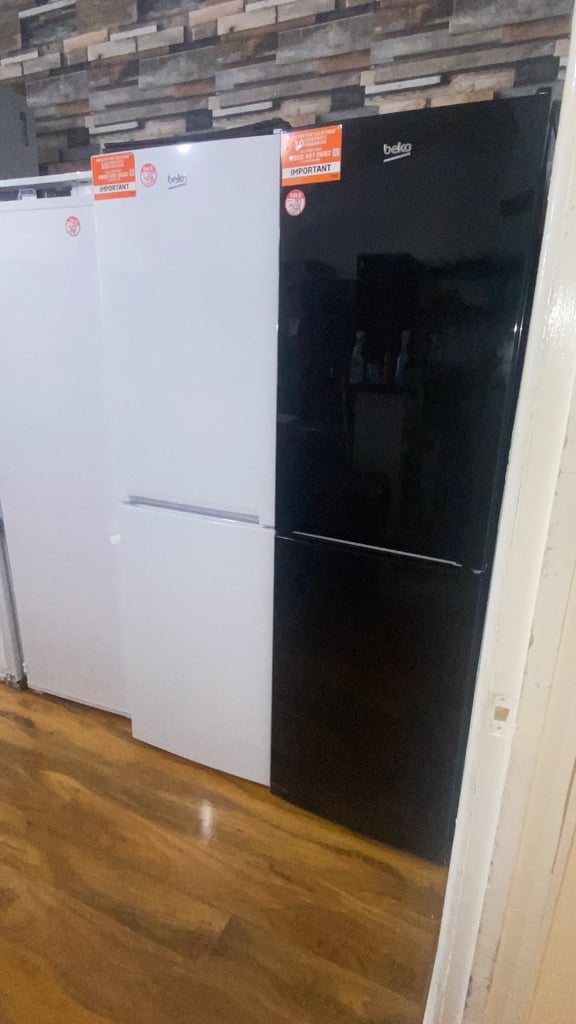 😎Best Prices In The City😎New Ex Display Fridge Freezer - American / Under Counter  / integrated 