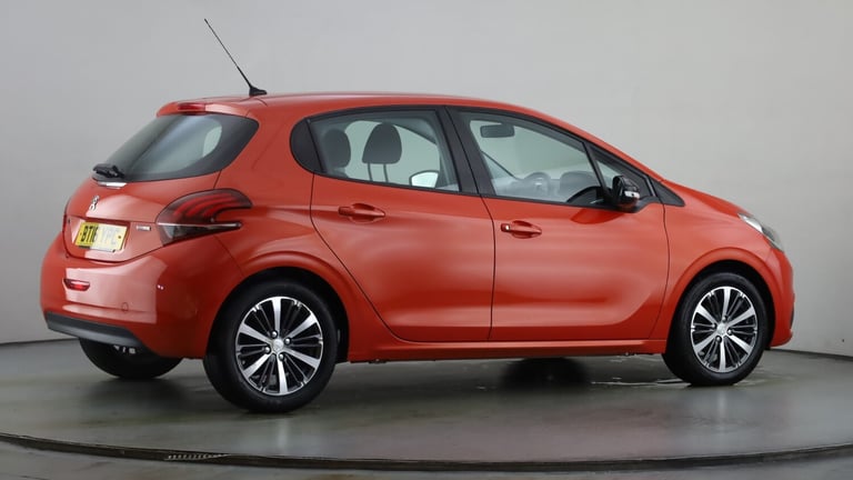 2016 Peugeot 208 1.2 PureTech XS White Hatchback 5dr Petrol Manual Euro 6 (82 ps) Hatchback Petro...