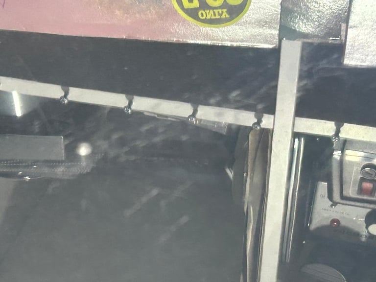 PENDING. CS 435-1 Record player turntable