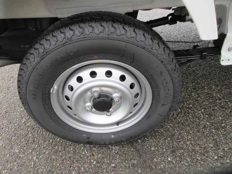 2024 Nissan NT100 Clipper DX 4WD MANUAL 660cc KEI TRUCK DELIVERY MILEAGE Pickup Petrol Manual