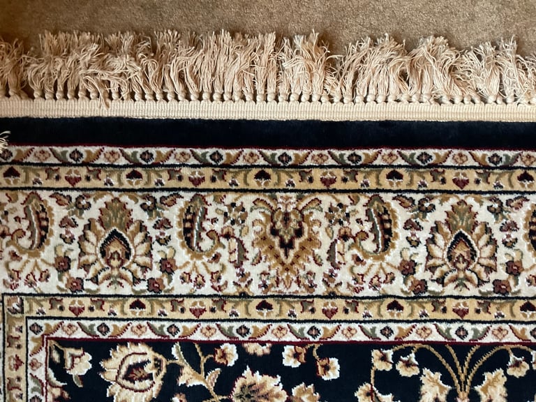 Persian wool rug made in turkey new